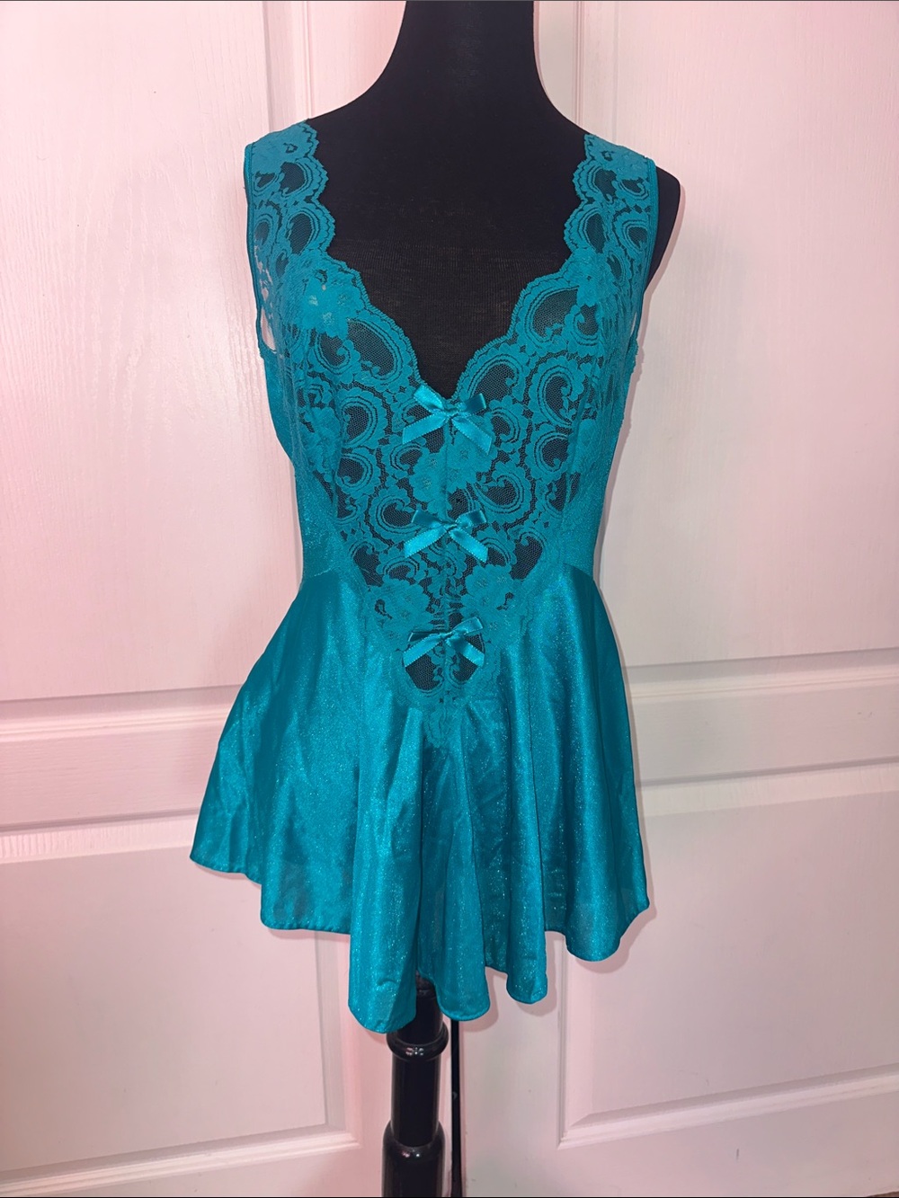 VTG ADONNA Teal Lace-Trim Satin Camisole